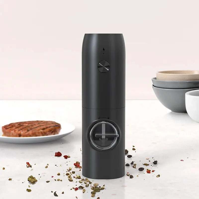 Rechargeable USB Electric Automatic Salt and Pepper Grinder. - Gym&Gadgets