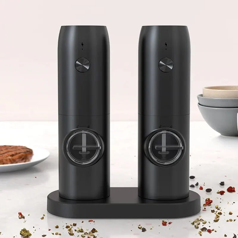 Rechargeable USB Electric Automatic Salt and Pepper Grinder. - Gym&Gadgets